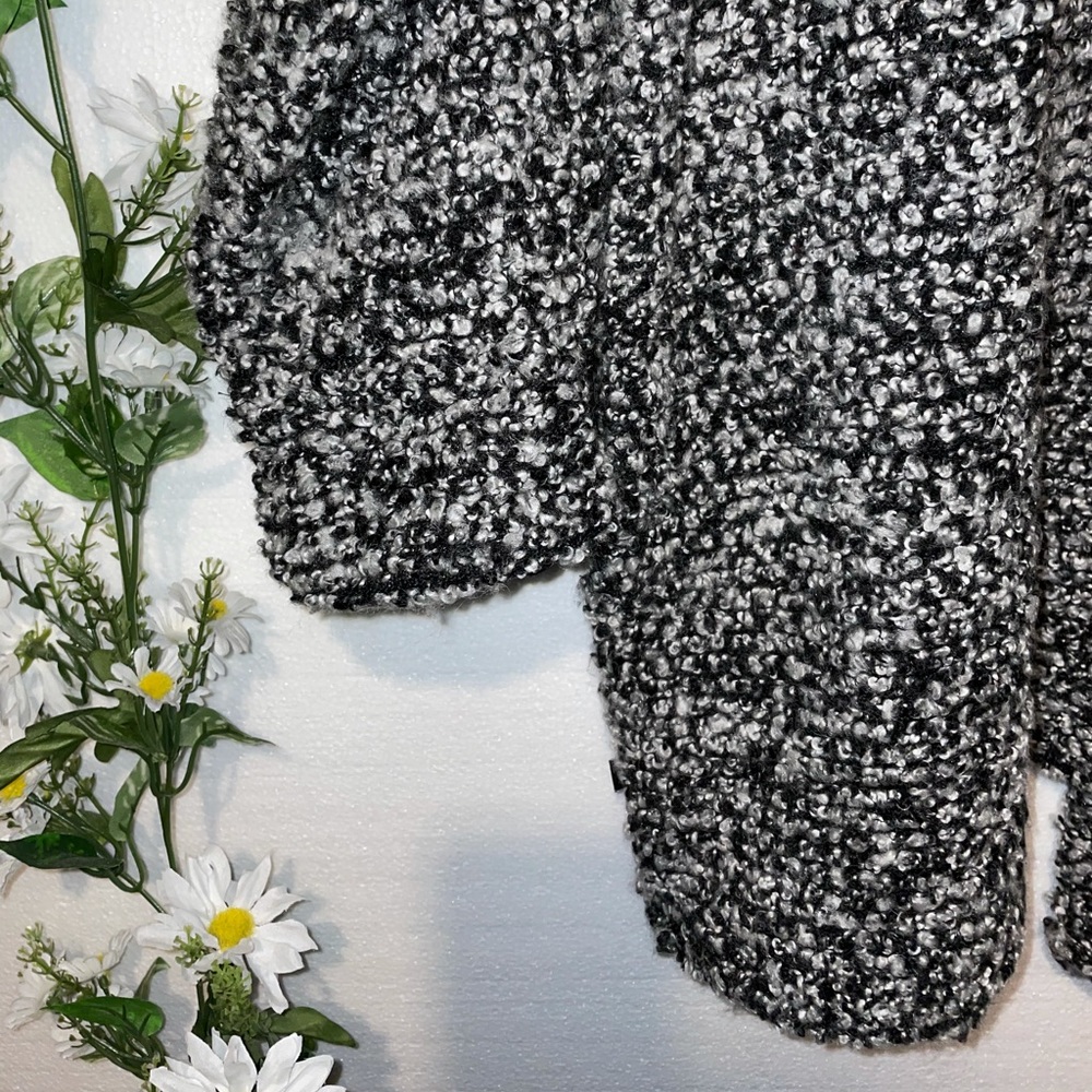 WILLIAM RAST- Oversized Sweater - Picture 3 of 7